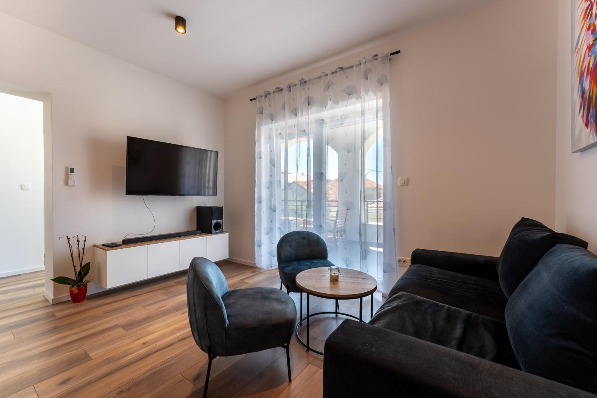 Bernie Apartments With A Pool Задар Екстериор снимка