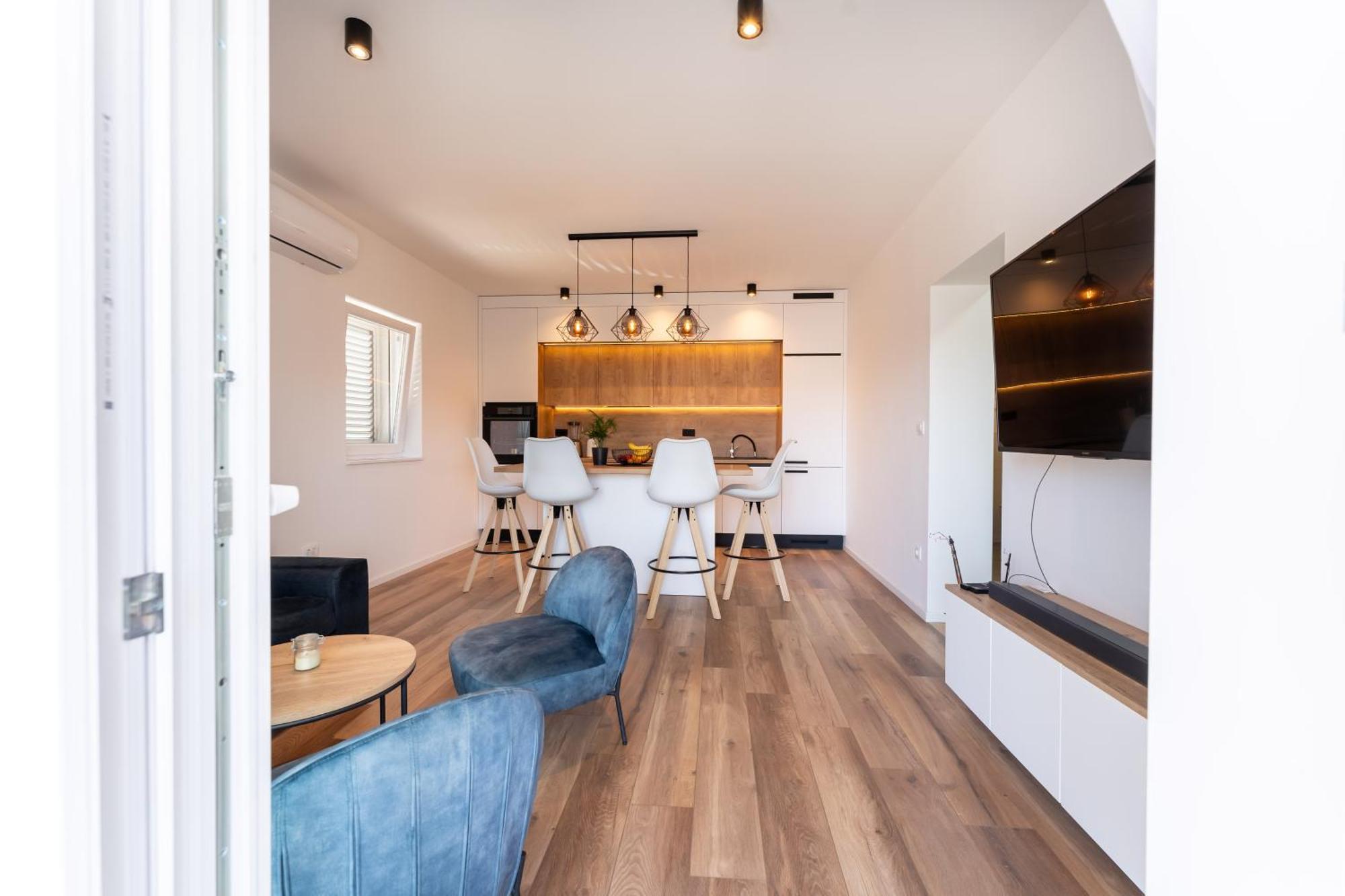 Bernie Apartments With A Pool Задар Екстериор снимка