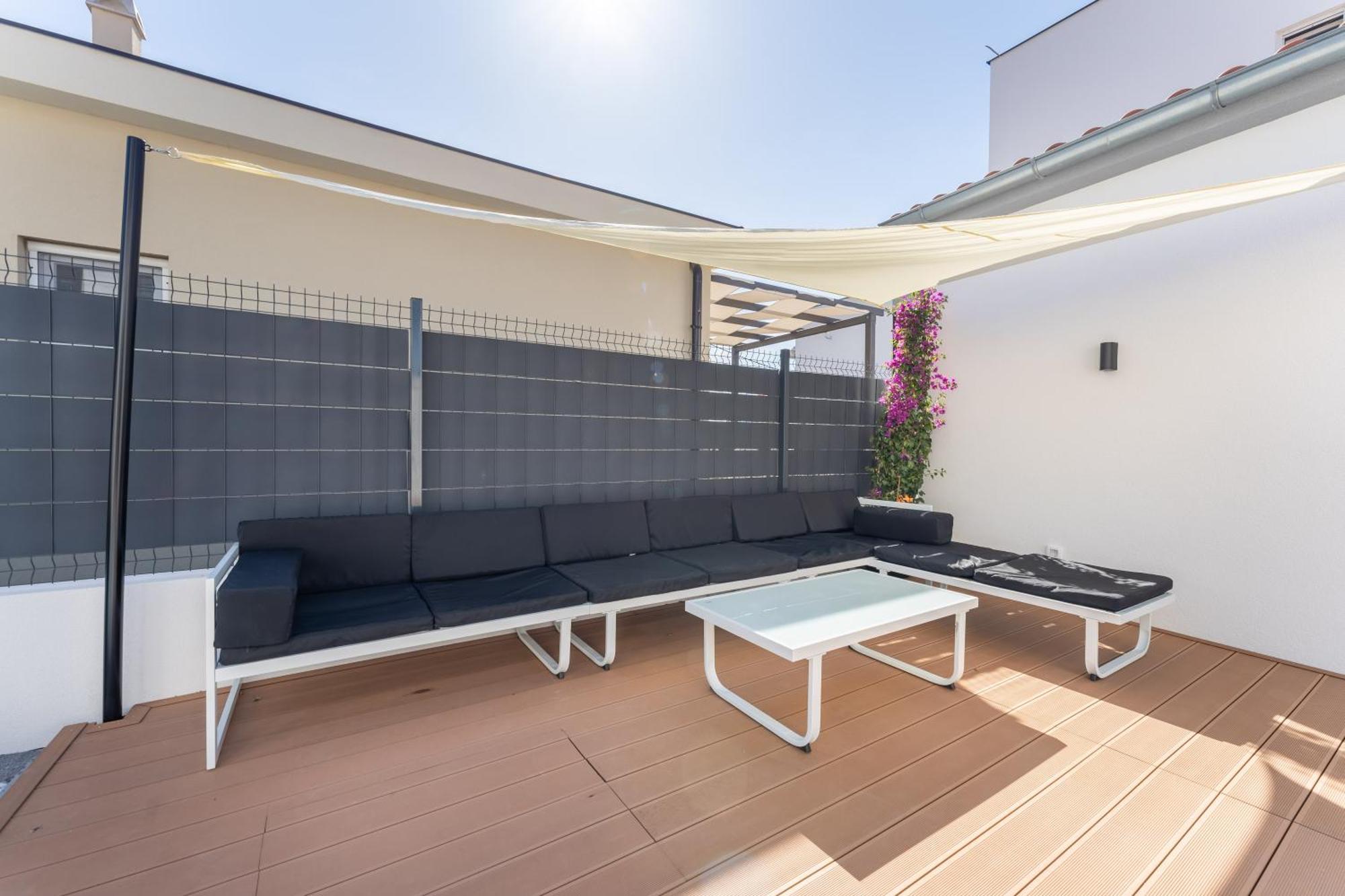 Bernie Apartments With A Pool Задар Екстериор снимка